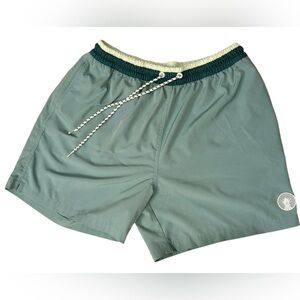 Chubbies Seafoam Green Hybrid Gym / Swim Shorts - Size XL - 5.5” Inseam